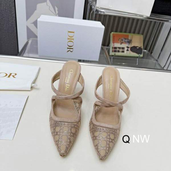 Picture of Dior Shoes _SKUDiorsz35-40NW04053794